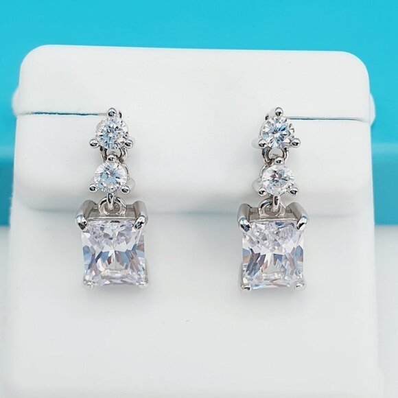"925 Sterling Silver CZ Beautiful Earrings for Women, 1USPAR4255 - Picture 2 of 11